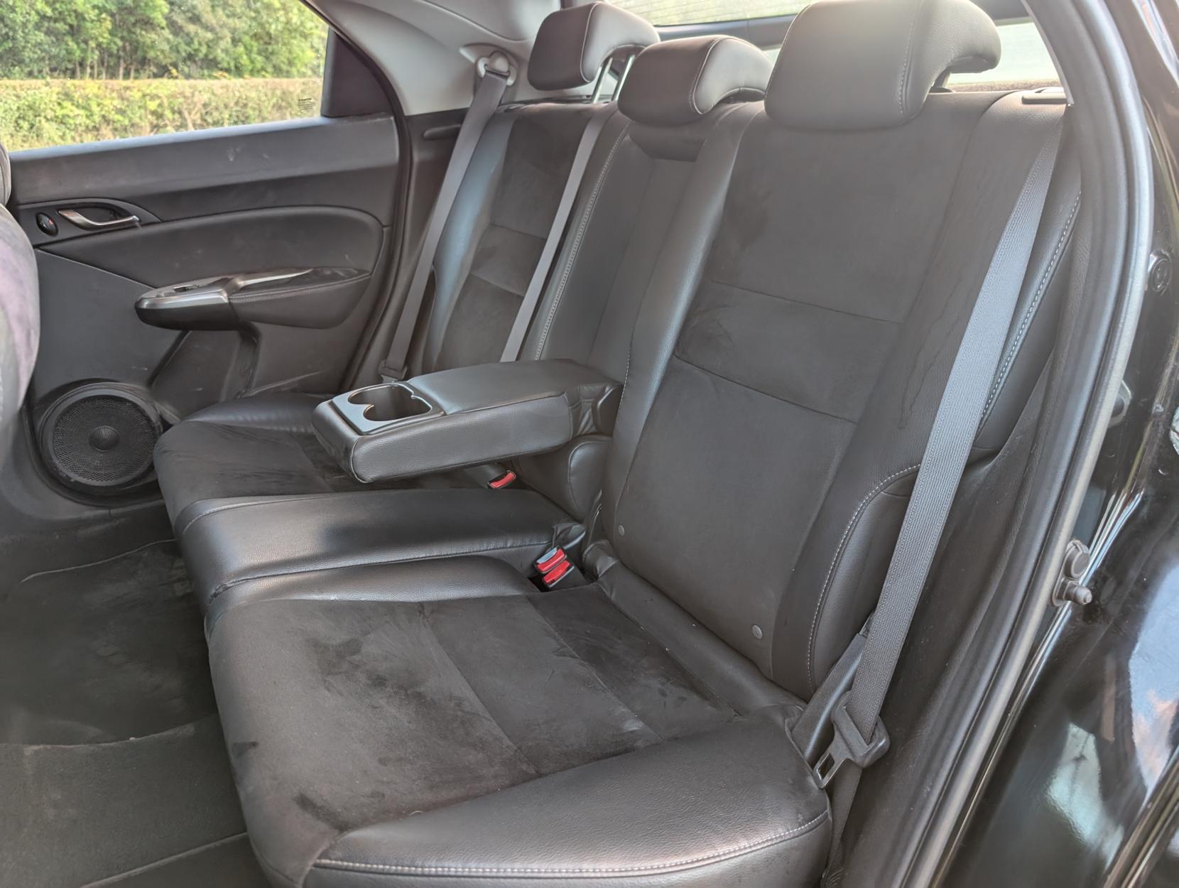 Honda Civic 1.8 i-VTEC Si Hatchback 5dr Petrol Manual (155 g/km, 138 bhp)