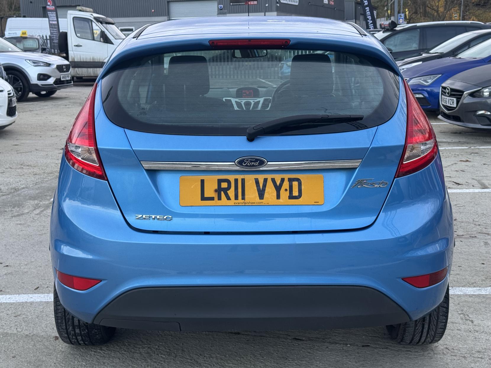 Ford Fiesta 1.25 Zetec Hatchback 3dr Petrol Manual (129 g/km, 81 bhp)