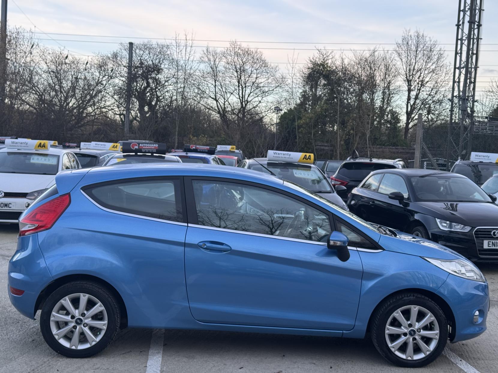 Ford Fiesta 1.25 Zetec Hatchback 3dr Petrol Manual (129 g/km, 81 bhp)