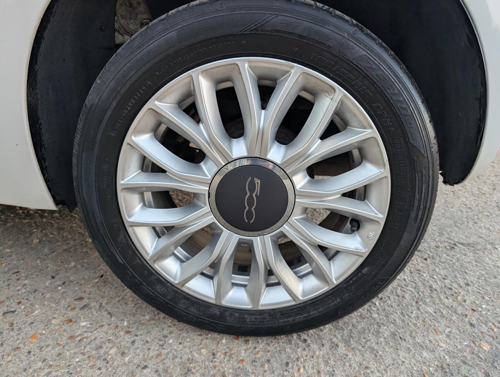 Fiat 500 1.2 Lounge Hatchback 3dr Petrol Manual Euro 6 (s/s) (69 bhp)