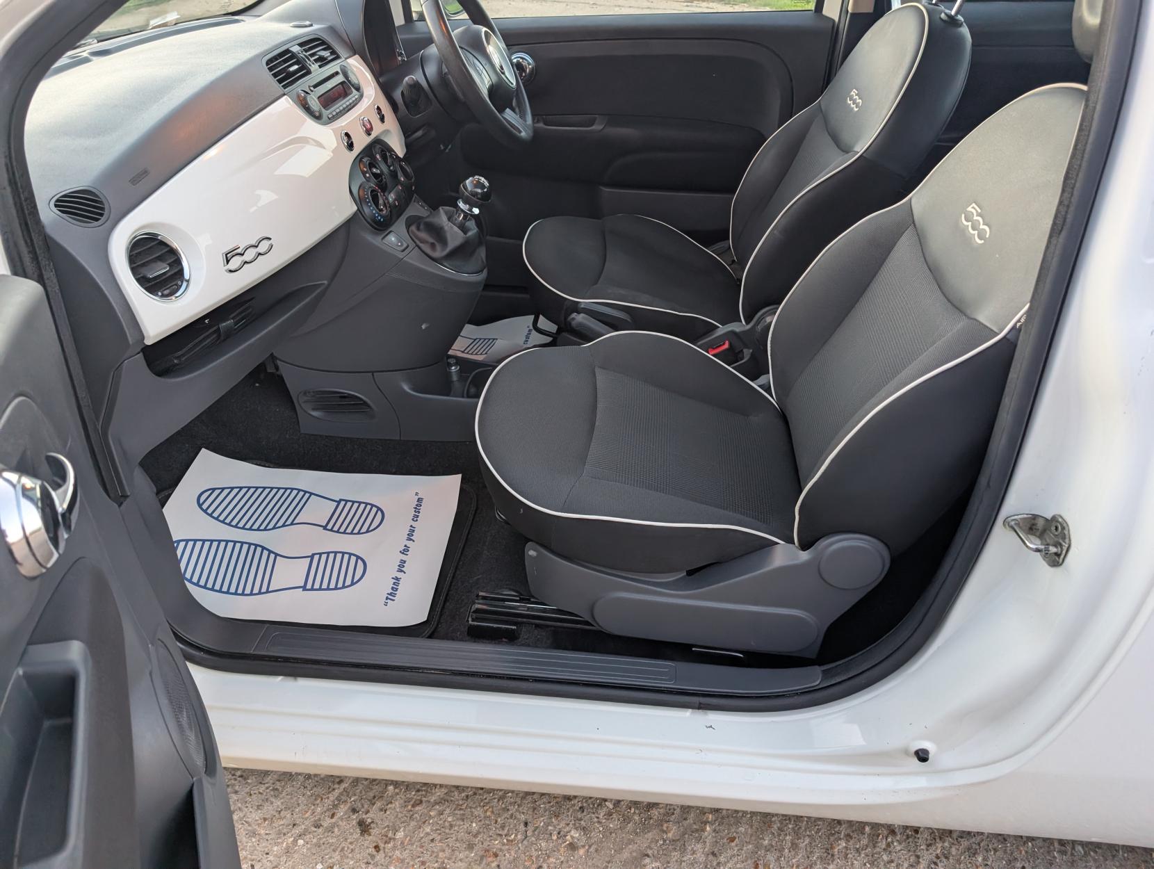 Fiat 500 1.2 Lounge Hatchback 3dr Petrol Manual Euro 6 (s/s) (69 bhp)