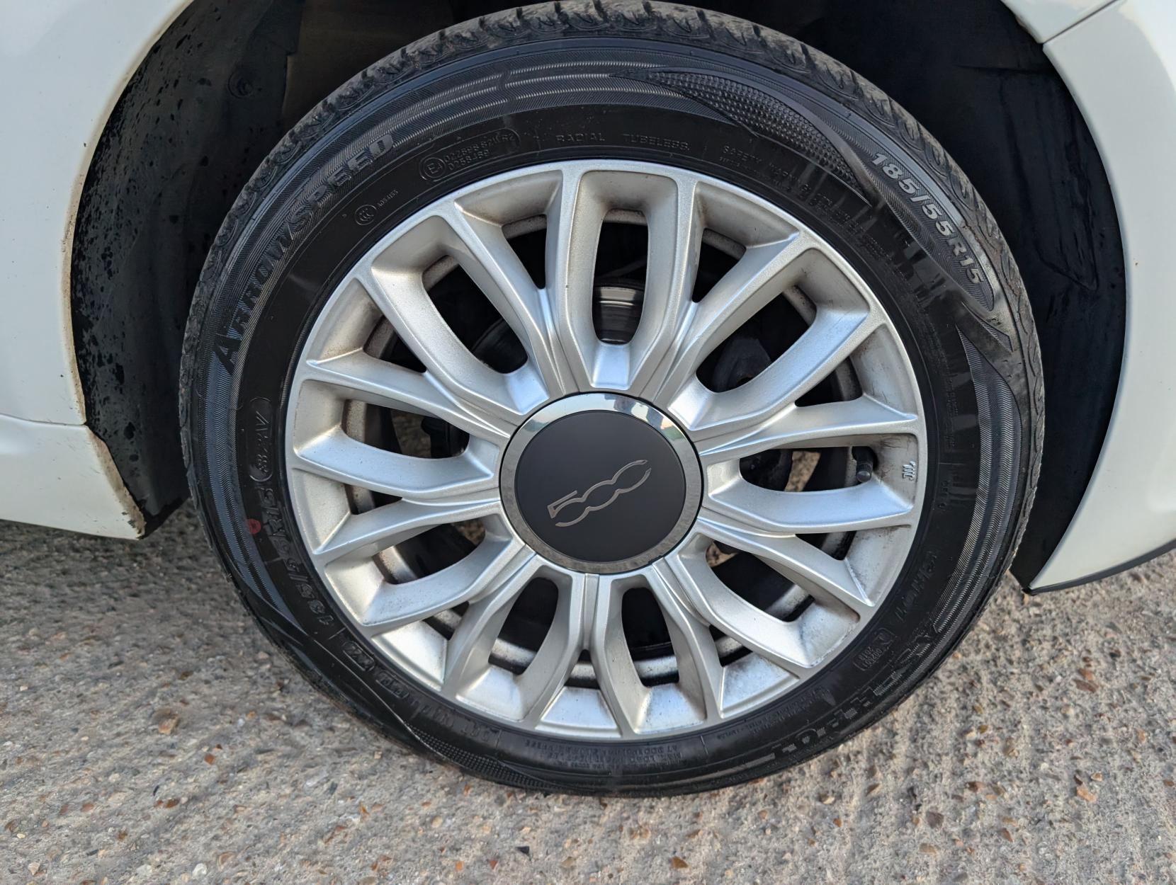 Fiat 500 1.2 Lounge Hatchback 3dr Petrol Manual Euro 6 (s/s) (69 bhp)