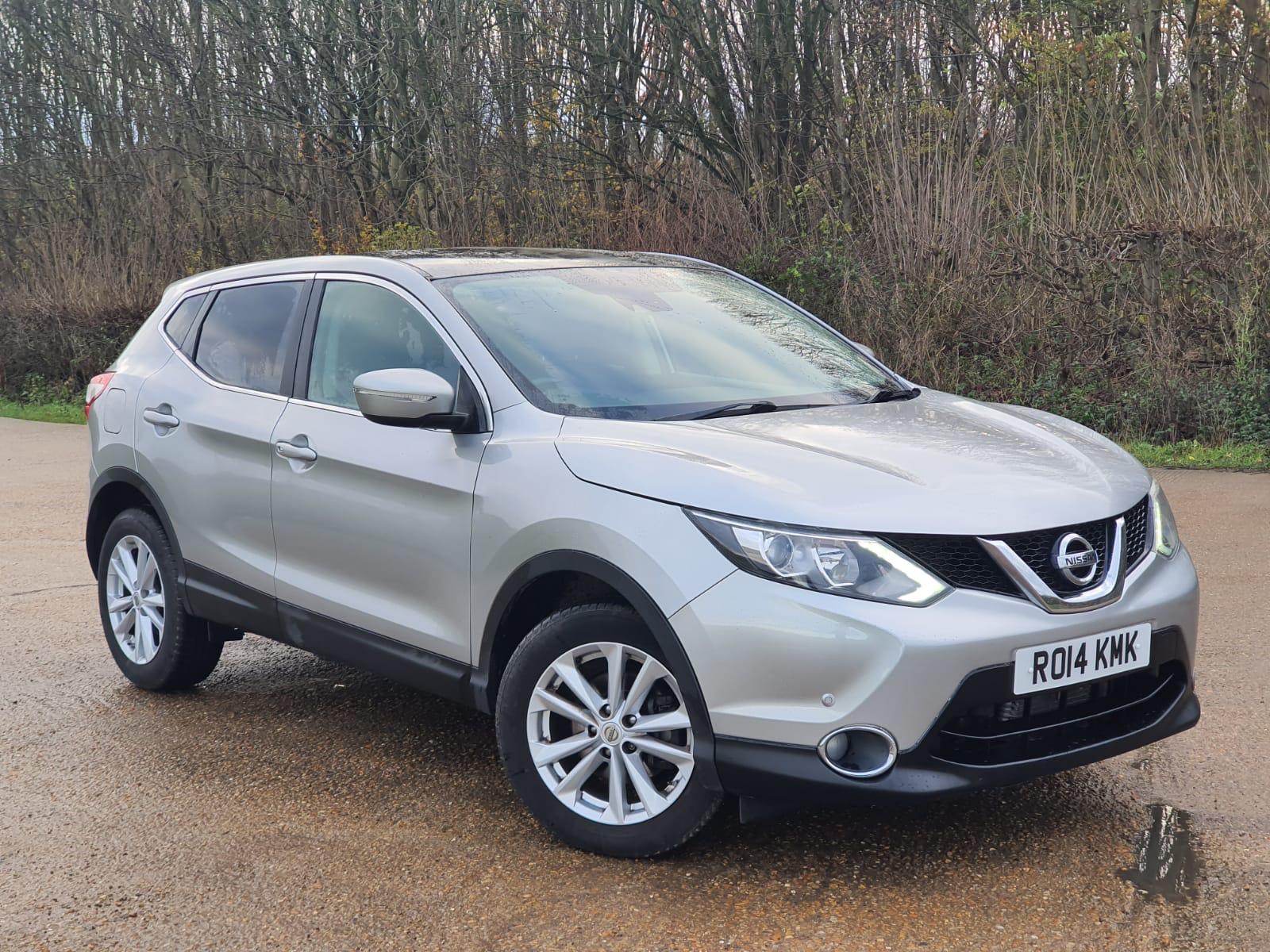 Nissan Qashqai 1.6 dCi Acenta Premium SUV 5dr Diesel XTRON 2WD Euro 5 (s/s) (130 ps)