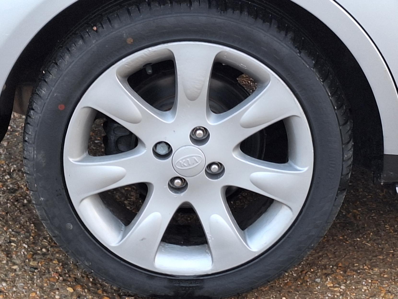 Kia Rio 1.5 CRDi Sport Hatchback 5dr Diesel Manual (119 g/km, 108 bhp)