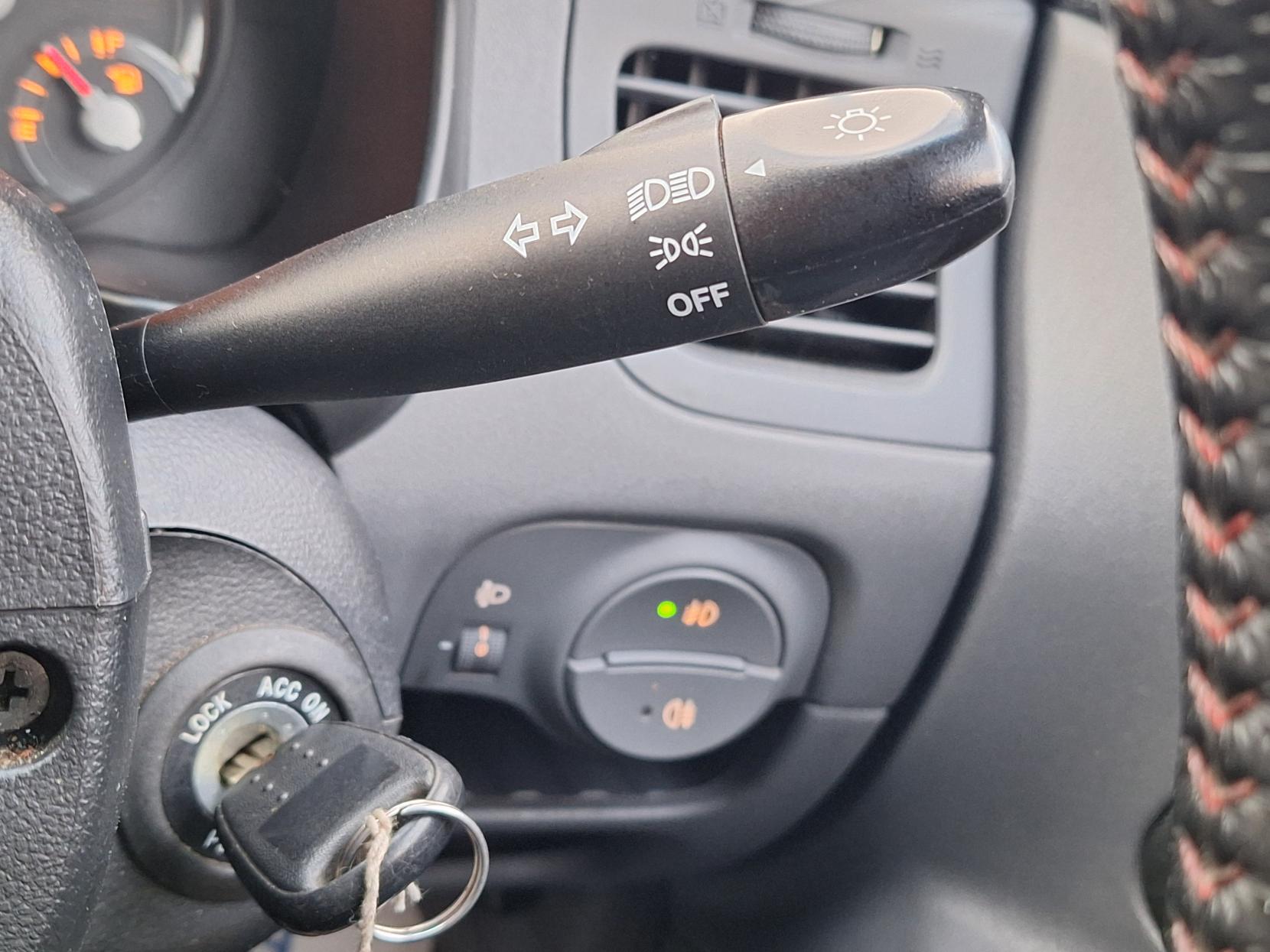 Kia Rio 1.5 CRDi Sport Hatchback 5dr Diesel Manual (119 g/km, 108 bhp)