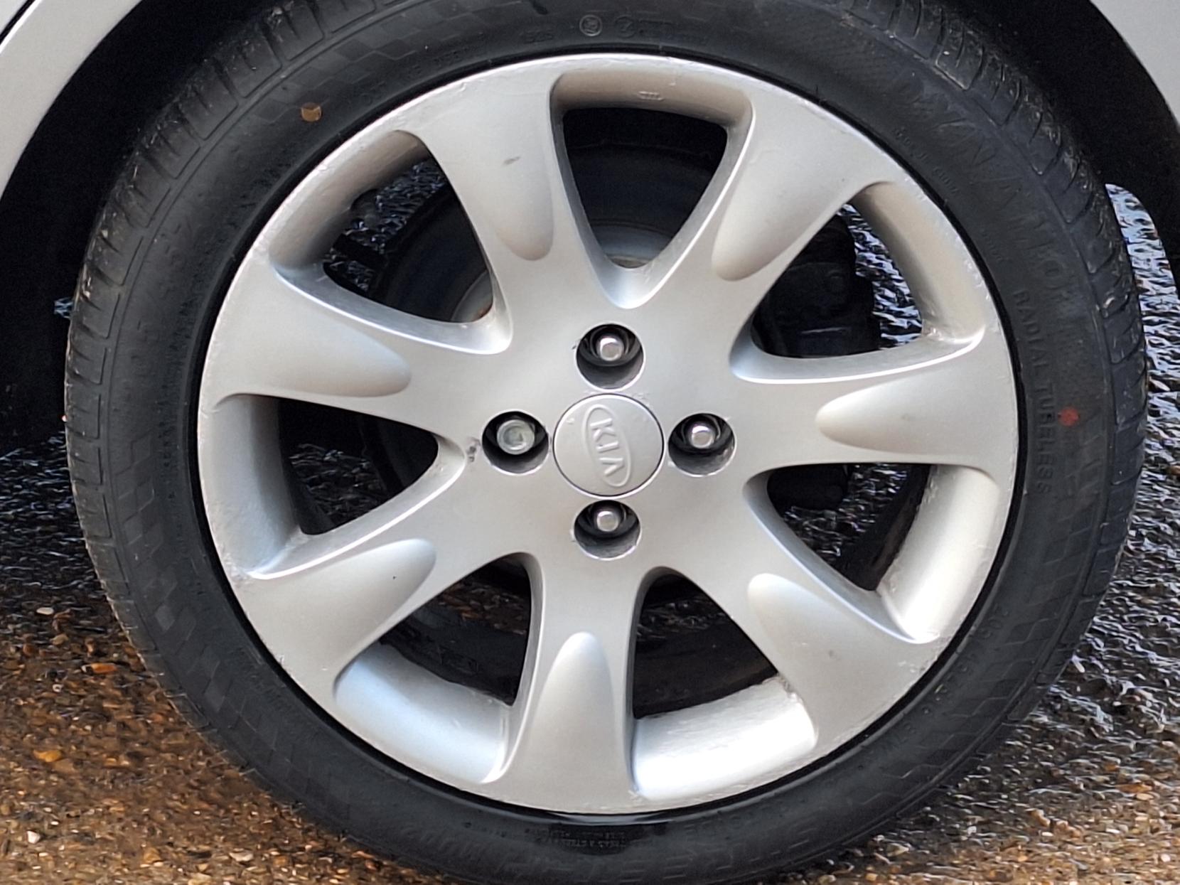 Kia Rio 1.5 CRDi Sport Hatchback 5dr Diesel Manual (119 g/km, 108 bhp)