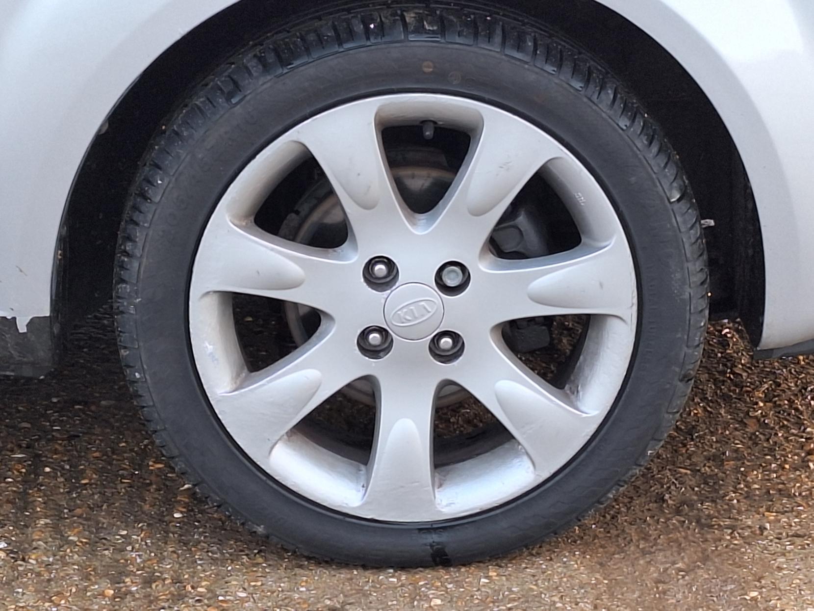 Kia Rio 1.5 CRDi Sport Hatchback 5dr Diesel Manual (119 g/km, 108 bhp)