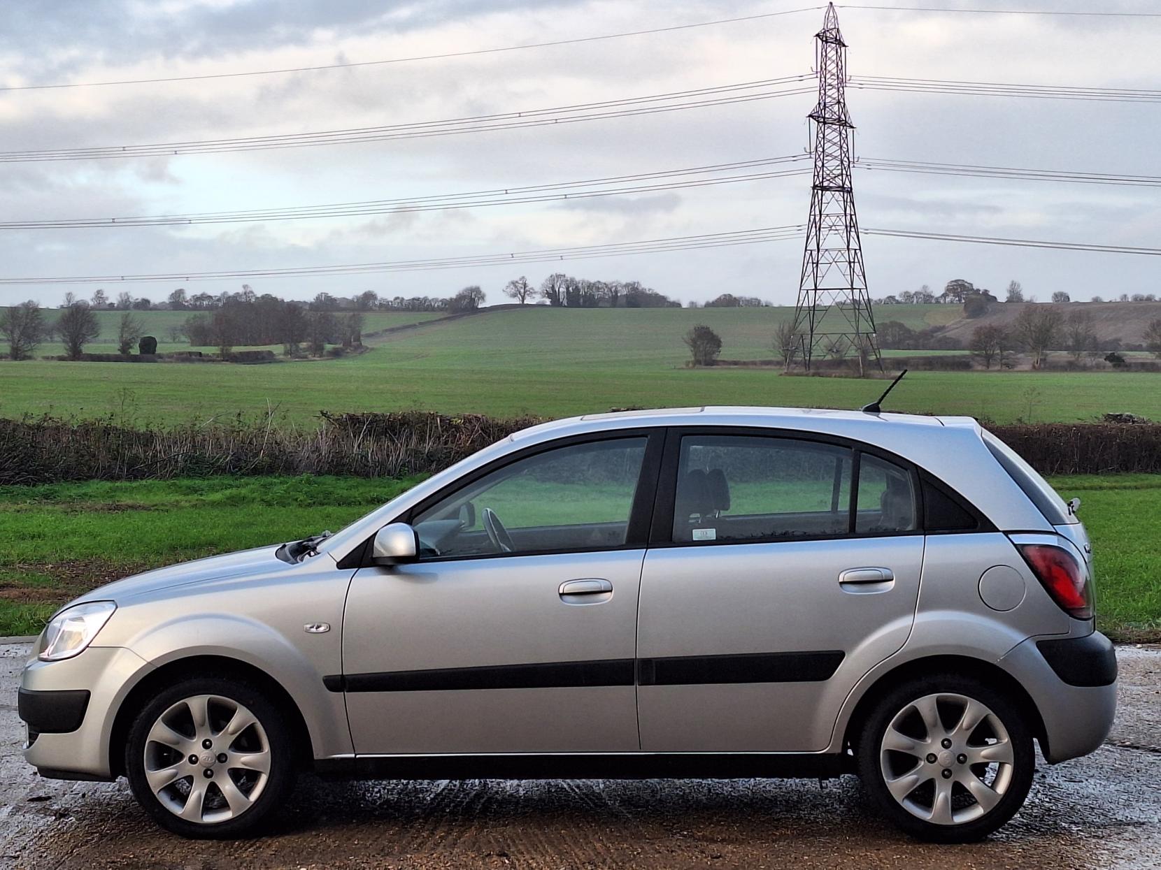 Kia Rio 1.5 CRDi Sport Hatchback 5dr Diesel Manual (119 g/km, 108 bhp)