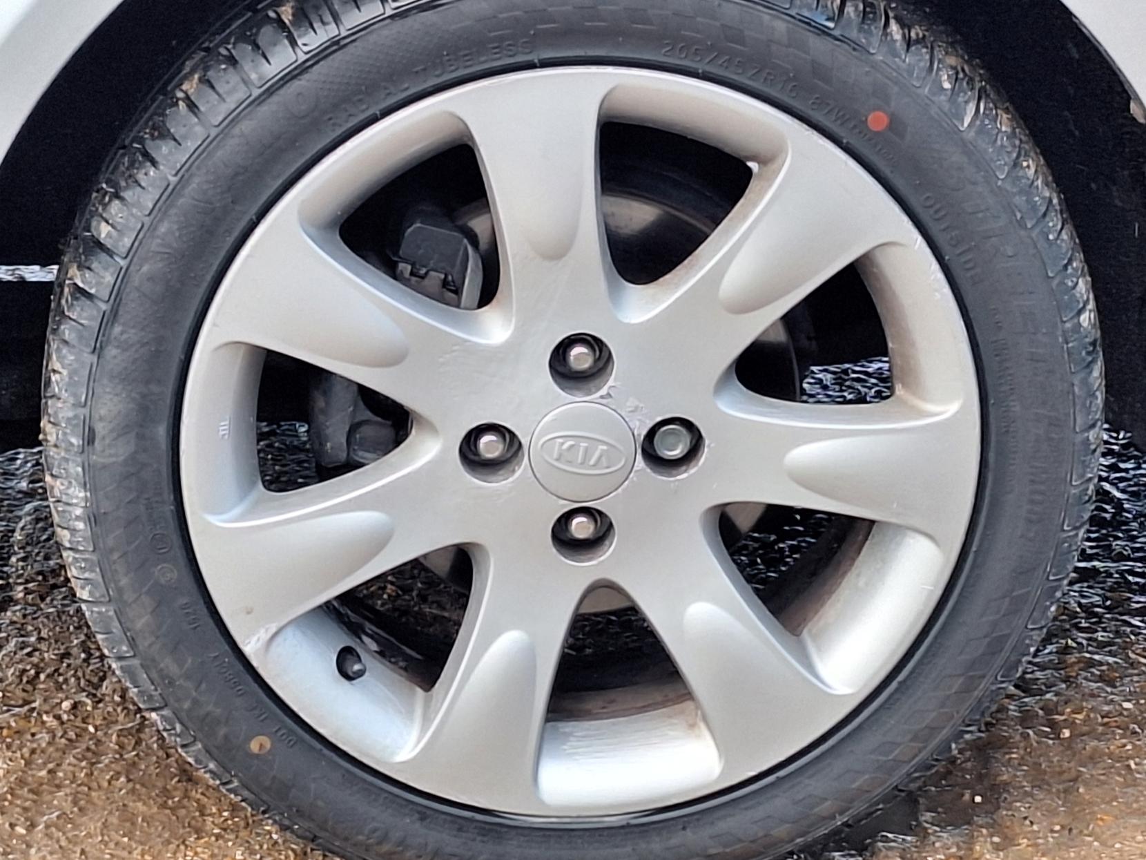 Kia Rio 1.5 CRDi Sport Hatchback 5dr Diesel Manual (119 g/km, 108 bhp)