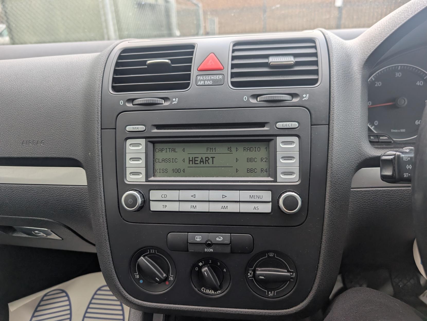 Volkswagen Golf 1.9 TDI Sport Hatchback 5dr Diesel Manual (143 g/km, 103 bhp)