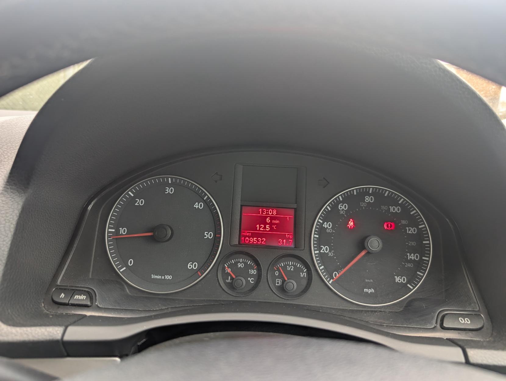 Volkswagen Golf 1.9 TDI Sport Hatchback 5dr Diesel Manual (143 g/km, 103 bhp)