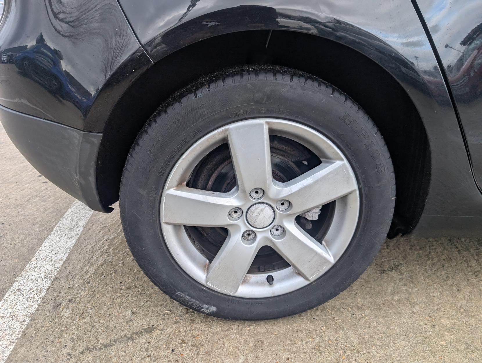 Volkswagen Golf 1.9 TDI Sport Hatchback 5dr Diesel Manual (143 g/km, 103 bhp)