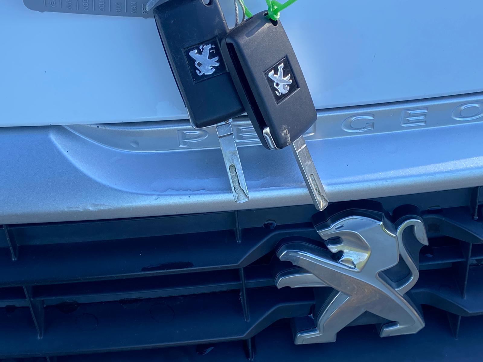 Peugeot Partner 1.6 BlueHDi 854 Professional Panel Van 5dr Diesel Manual L1 (112 g/km, 97.64 bhp)