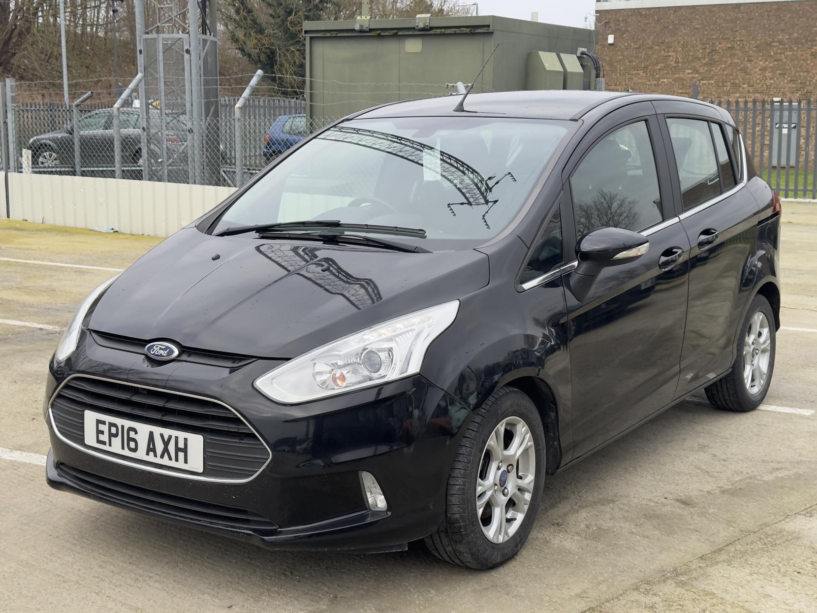 Ford B-Max 1.0T EcoBoost Zetec MPV 5dr Petrol Manual Euro 5 (100 ps)