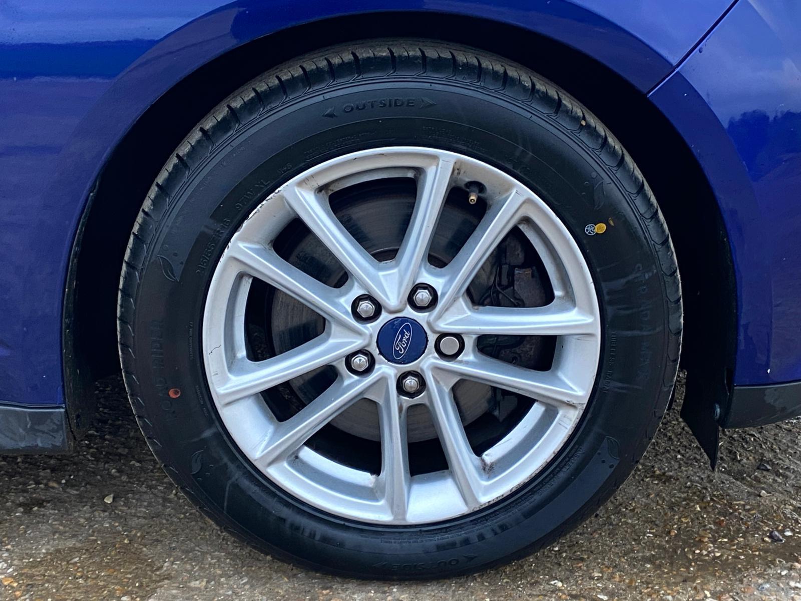 Ford Grand C-Max 1.5 TDCi Zetec MPV 5dr Diesel Manual Euro 6 (s/s) (120 ps)