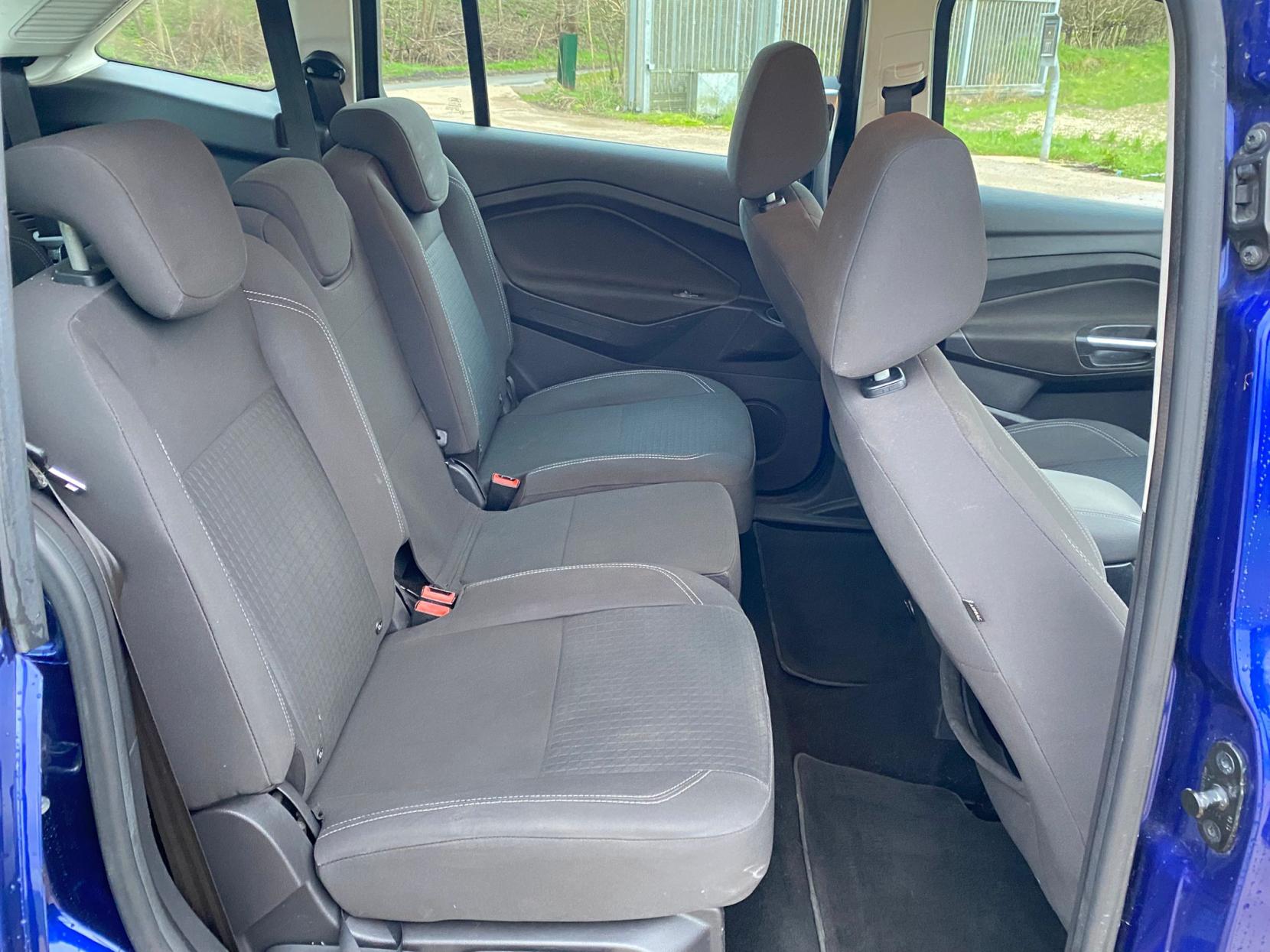 Ford Grand C-Max 1.5 TDCi Zetec MPV 5dr Diesel Manual Euro 6 (s/s) (120 ps)