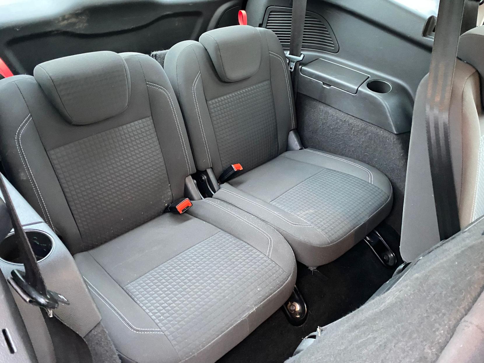 Ford Grand C-Max 1.5 TDCi Zetec MPV 5dr Diesel Manual Euro 6 (s/s) (120 ps)