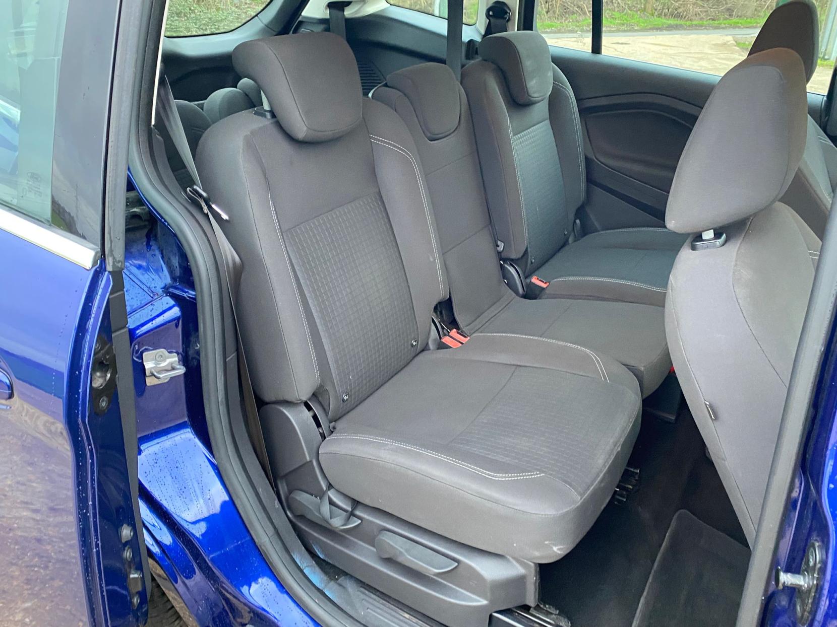 Ford Grand C-Max 1.5 TDCi Zetec MPV 5dr Diesel Manual Euro 6 (s/s) (120 ps)