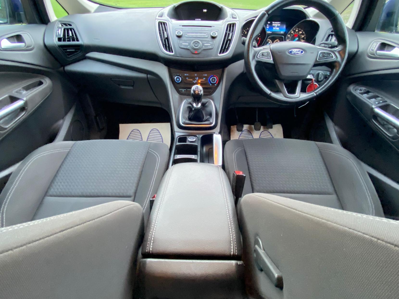 Ford Grand C-Max 1.5 TDCi Zetec MPV 5dr Diesel Manual Euro 6 (s/s) (120 ps)