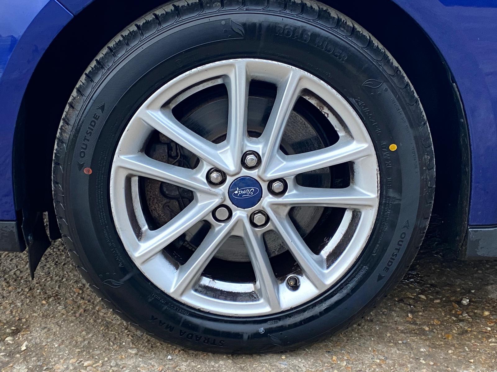 Ford Grand C-Max 1.5 TDCi Zetec MPV 5dr Diesel Manual Euro 6 (s/s) (120 ps)