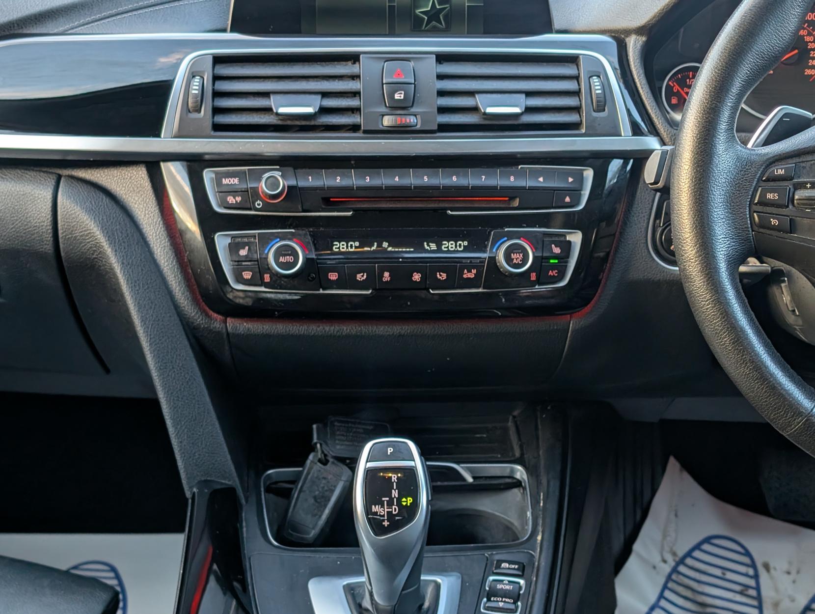 BMW 3 Series 2.0 320d Sport Saloon 4dr Diesel Auto Euro 6 (s/s) (190 ps)