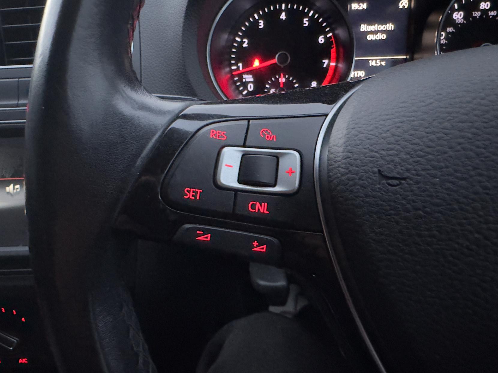 Volkswagen Polo 1.0 BlueMotion Tech Match Hatchback 3dr Petrol Manual Euro 6 (s/s) (75 ps)