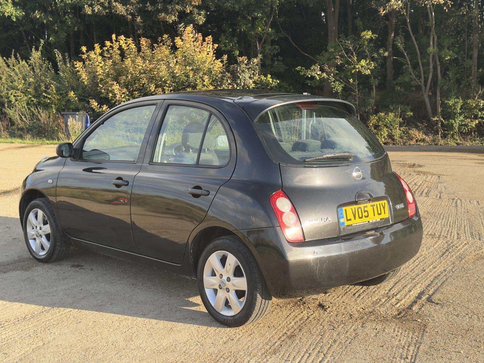 Nissan Micra 1.2 16v URBIS Hatchback 5dr Petrol Manual (161 g/km, 79 bhp)