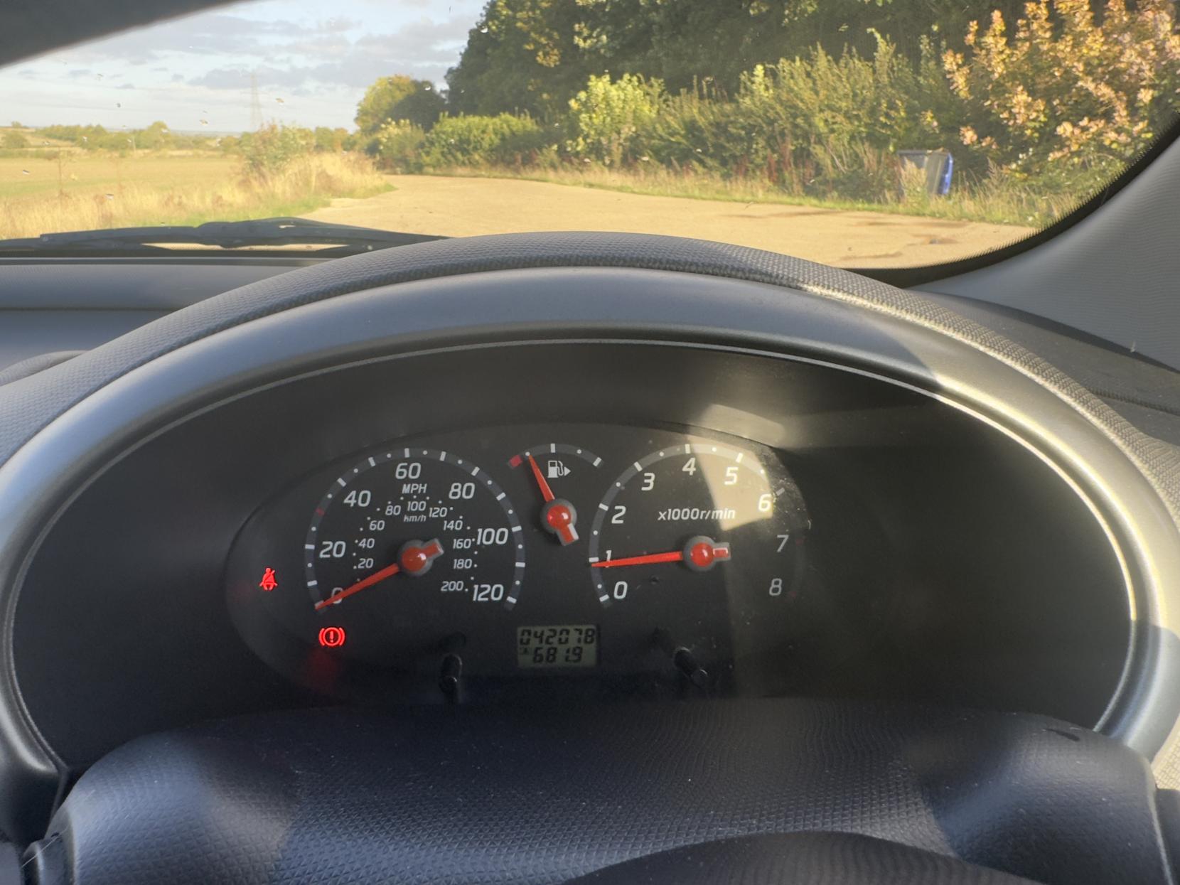 Nissan Micra 1.2 16v URBIS Hatchback 5dr Petrol Manual (161 g/km, 79 bhp)