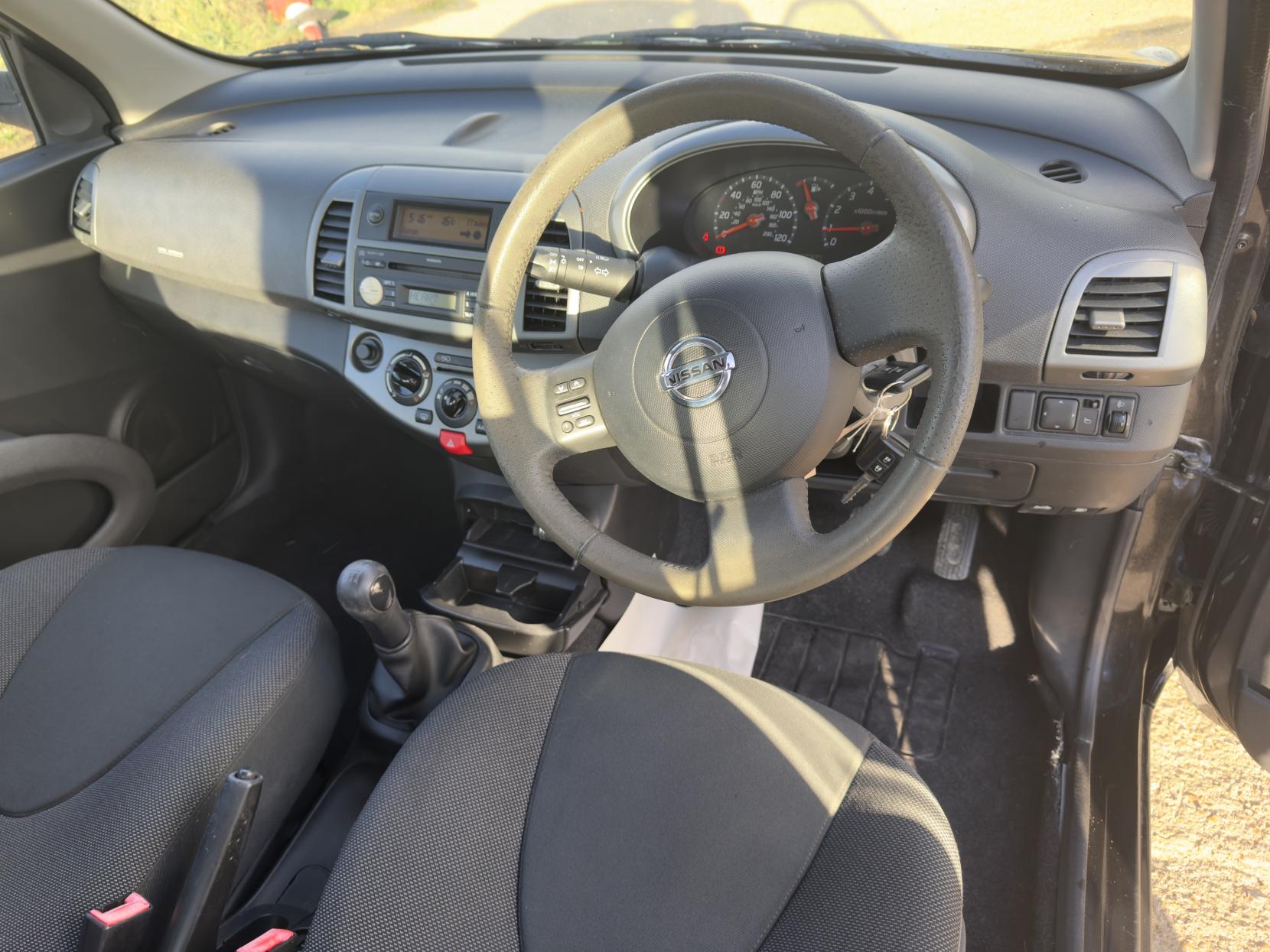 Nissan Micra 1.2 16v URBIS Hatchback 5dr Petrol Manual (161 g/km, 79 bhp)
