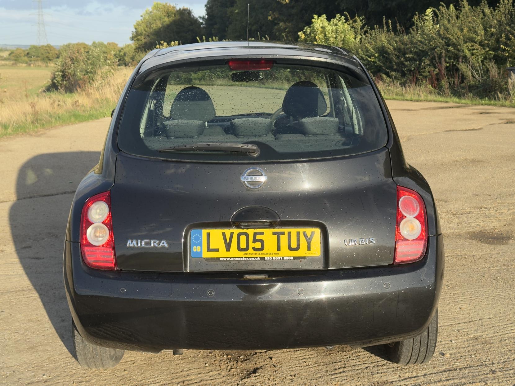 Nissan Micra 1.2 16v URBIS Hatchback 5dr Petrol Manual (161 g/km, 79 bhp)