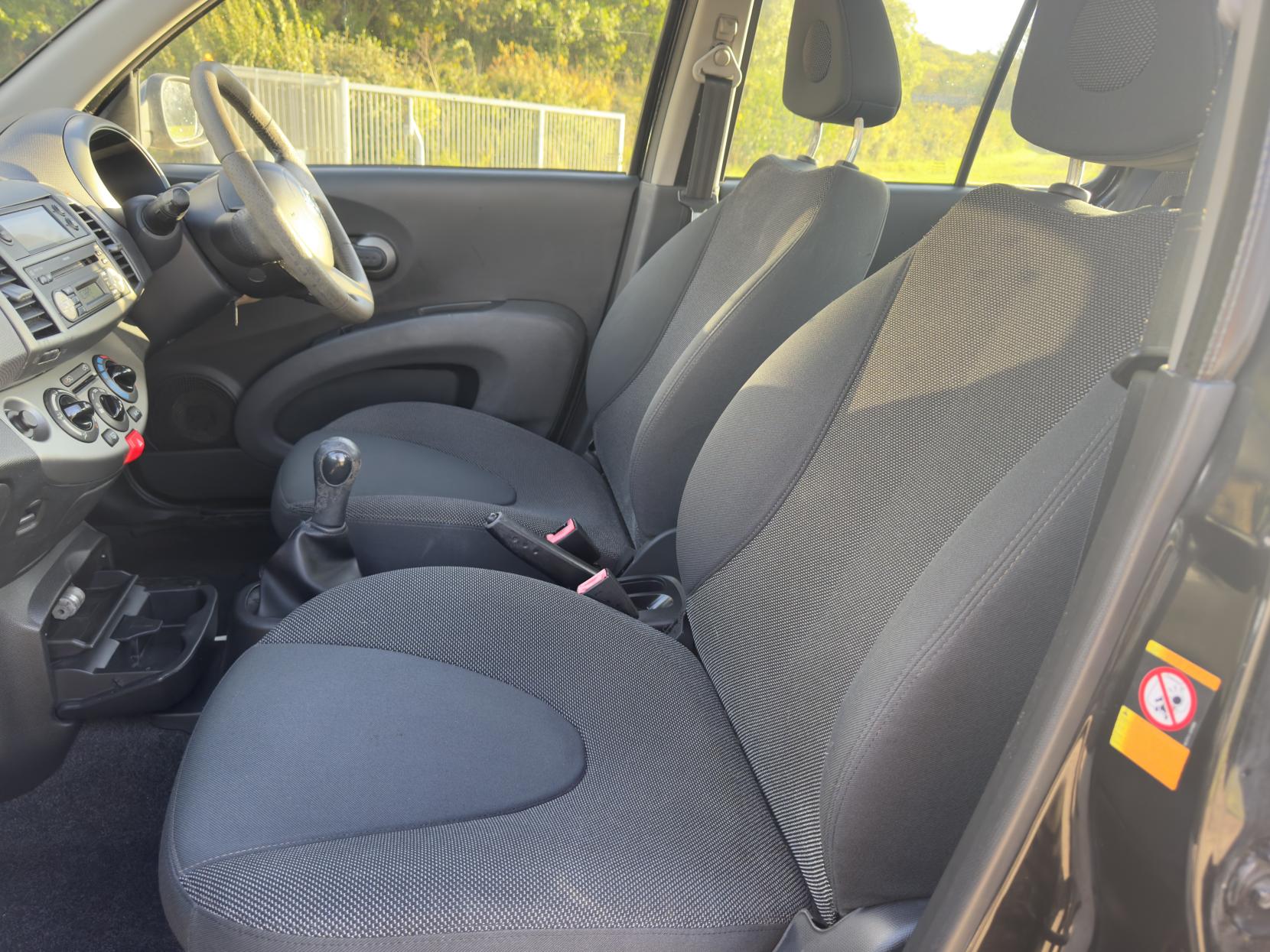 Nissan Micra 1.2 16v URBIS Hatchback 5dr Petrol Manual (161 g/km, 79 bhp)