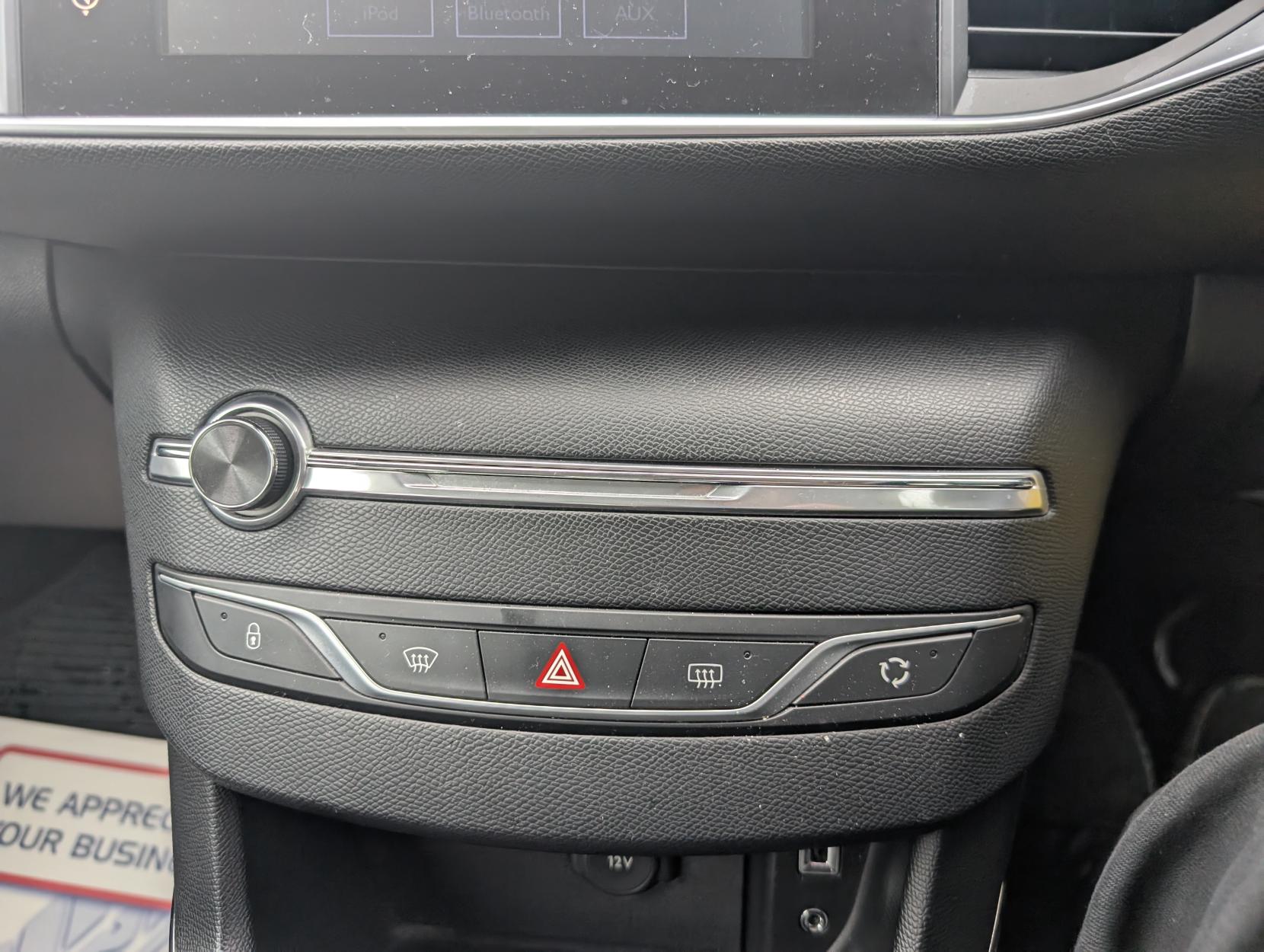 Peugeot 308 1.2 PureTech Active Hatchback 5dr Petrol Manual Euro 6 (s/s) (130 ps)