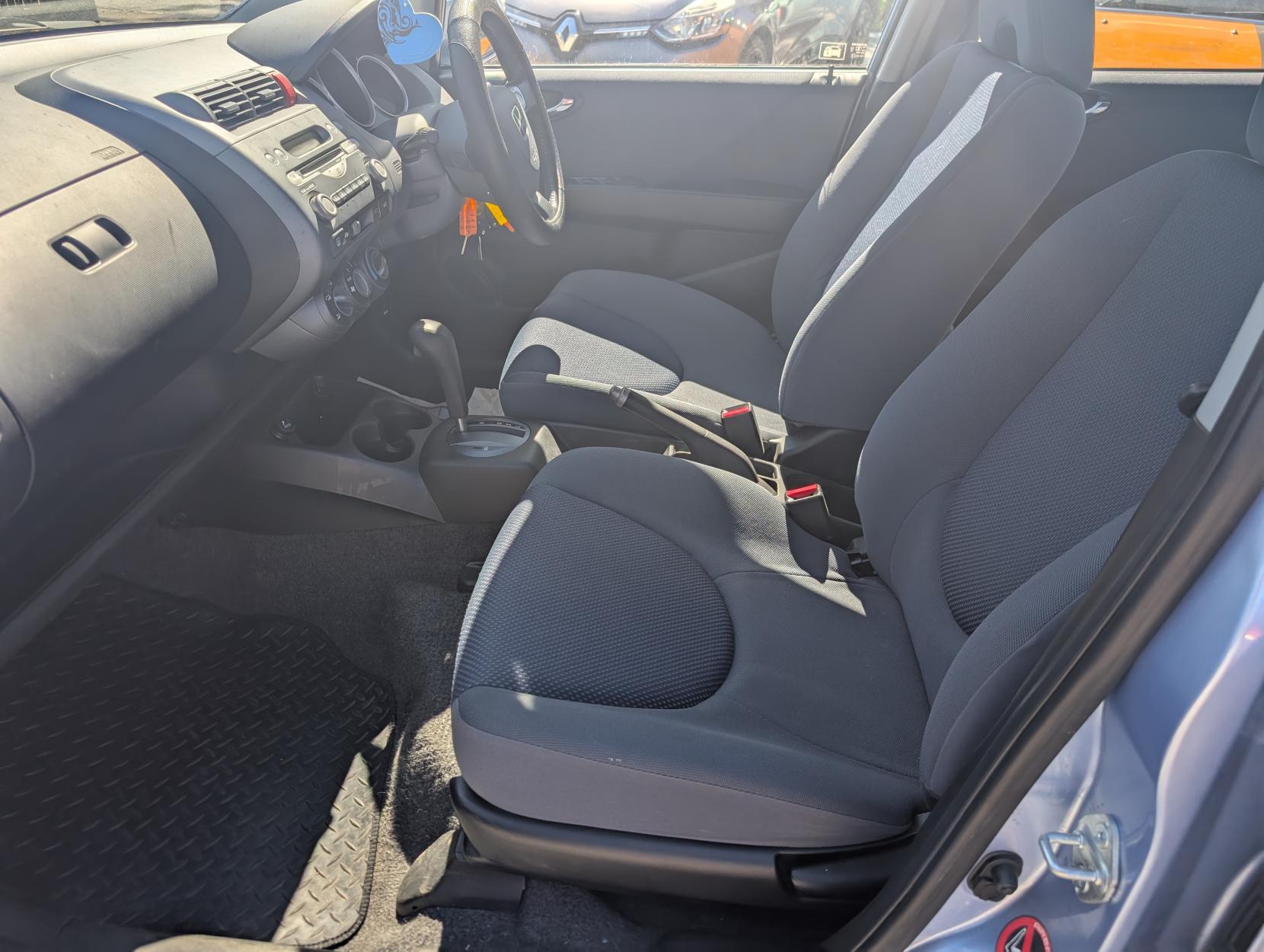 Honda Jazz 1.4 i-DSI SE Sport Hatchback 5dr Petrol CVT-7 (139 g/km, 82 bhp)