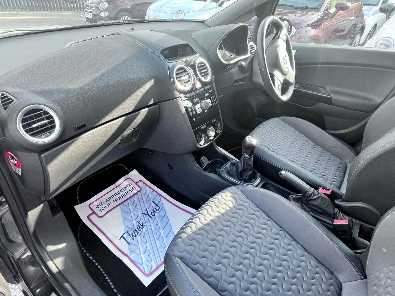 Vauxhall Corsa 1.4 16V SE Hatchback 5dr Petrol Manual Wide Ratio Euro 5 (100 ps)