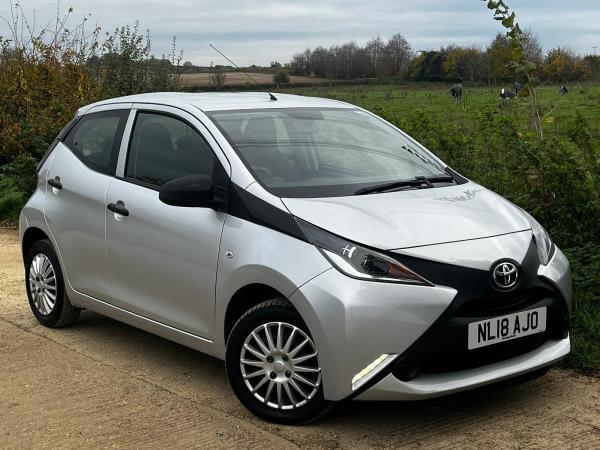 Toyota AYGO 1.0 VVT-i x Hatchback 5dr Petrol Manual Euro 6 (68 ps)