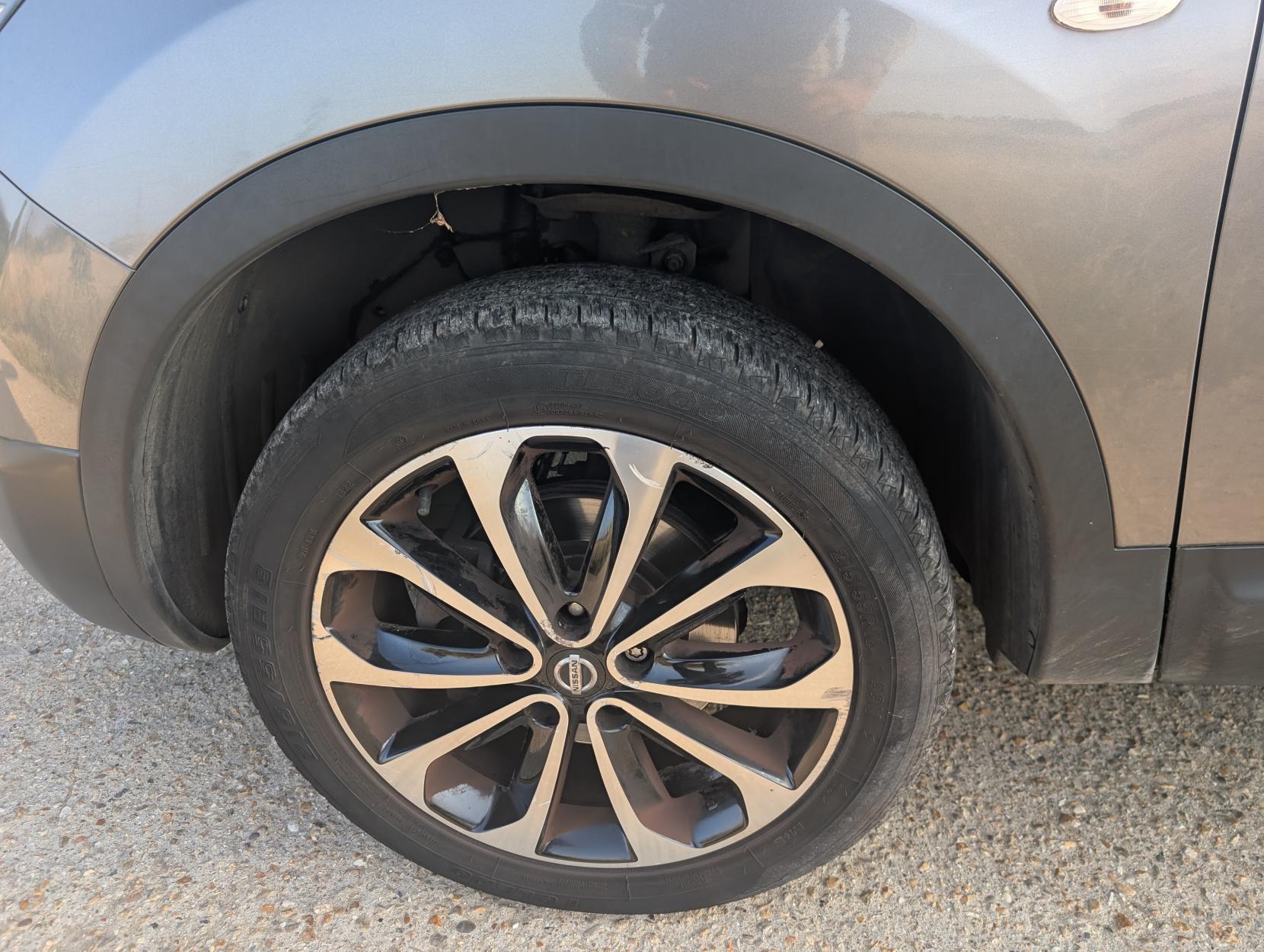 Nissan Qashqai 1.6 n-tec+ SUV 5dr Petrol Manual 2WD Euro 5 (117 ps)