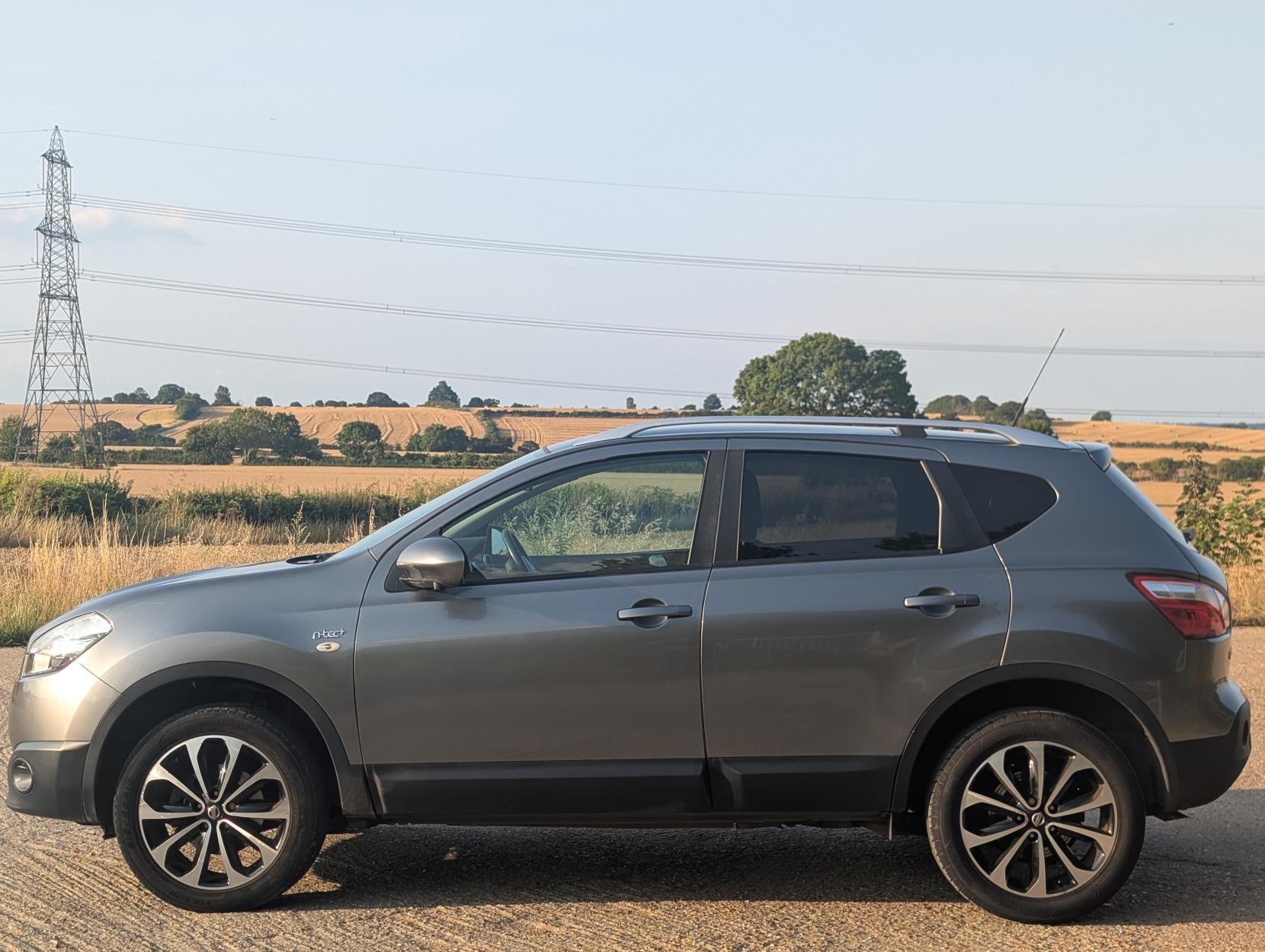 Nissan Qashqai 1.6 n-tec+ SUV 5dr Petrol Manual 2WD Euro 5 (117 ps)