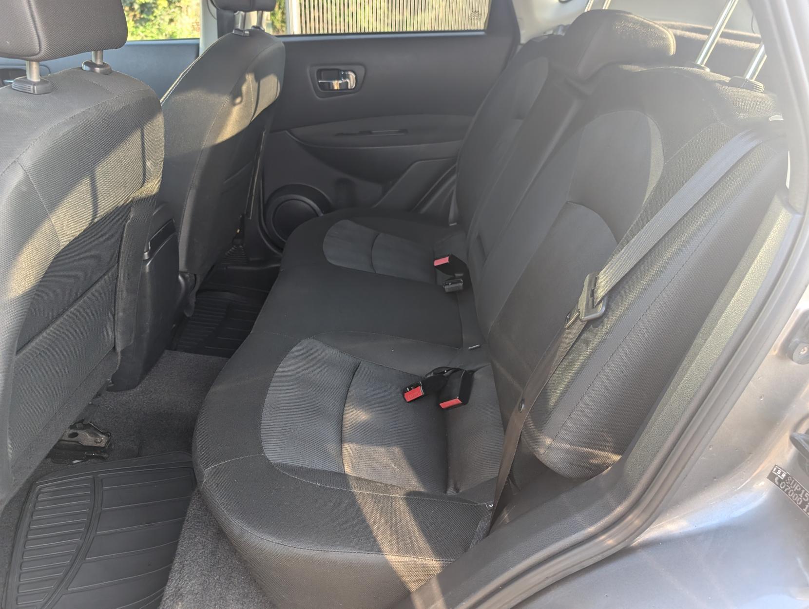 Nissan Qashqai 1.6 n-tec+ SUV 5dr Petrol Manual 2WD Euro 5 (117 ps)