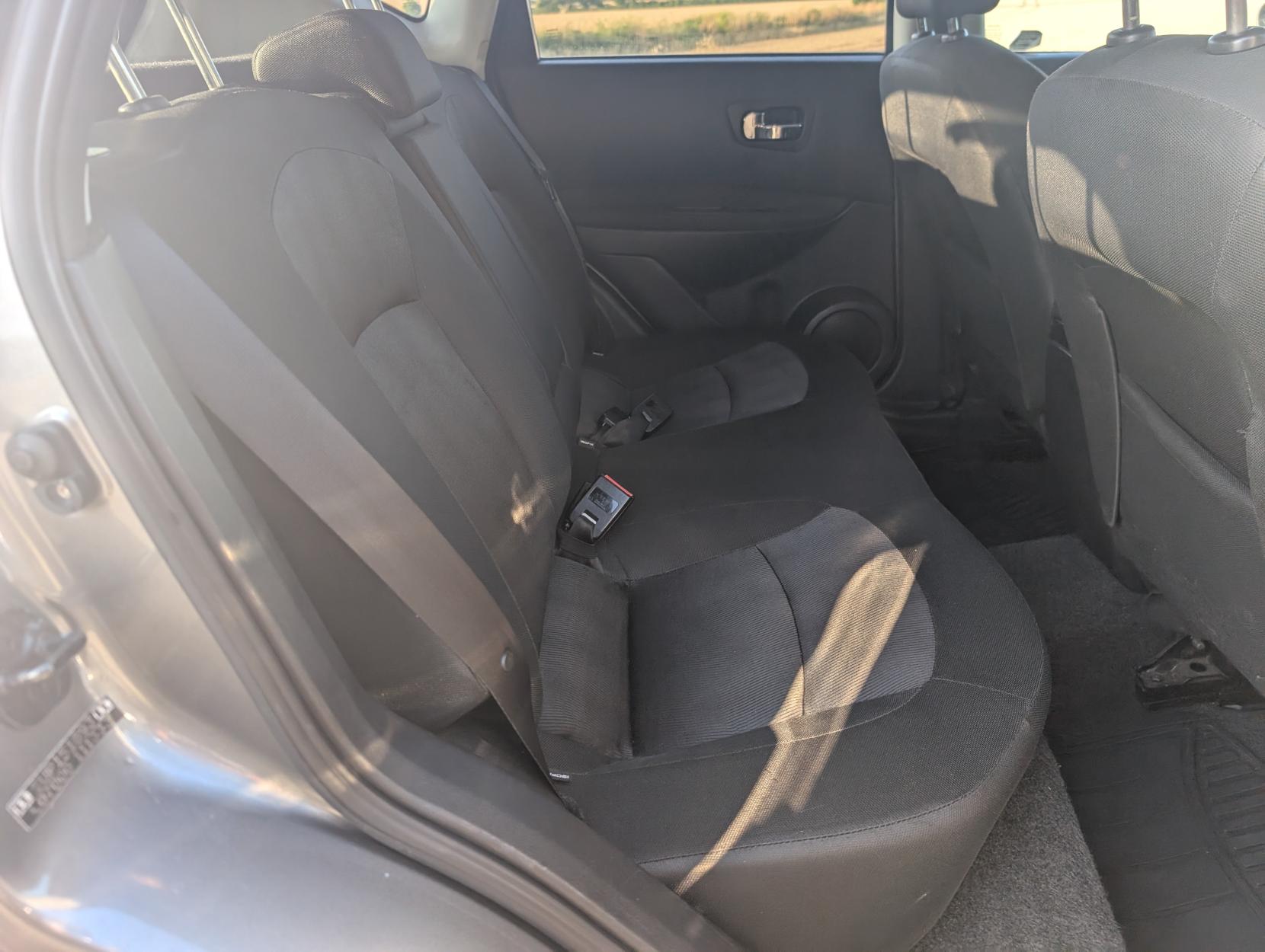 Nissan Qashqai 1.6 n-tec+ SUV 5dr Petrol Manual 2WD Euro 5 (117 ps)