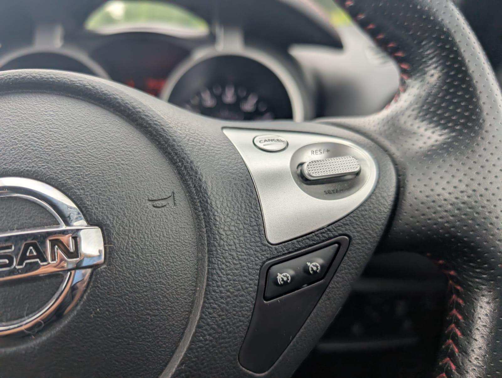 Nissan Juke 1.6 N-Connecta SUV 5dr Petrol XTRON Euro 6 (117 ps)