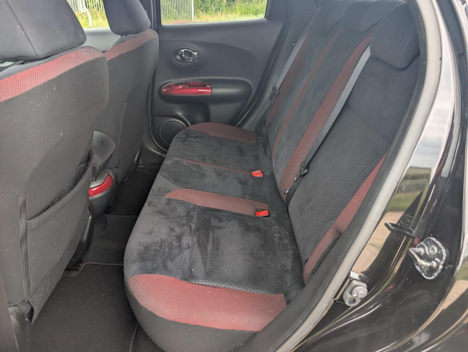Nissan Juke 1.6 N-Connecta SUV 5dr Petrol XTRON Euro 6 (117 ps)