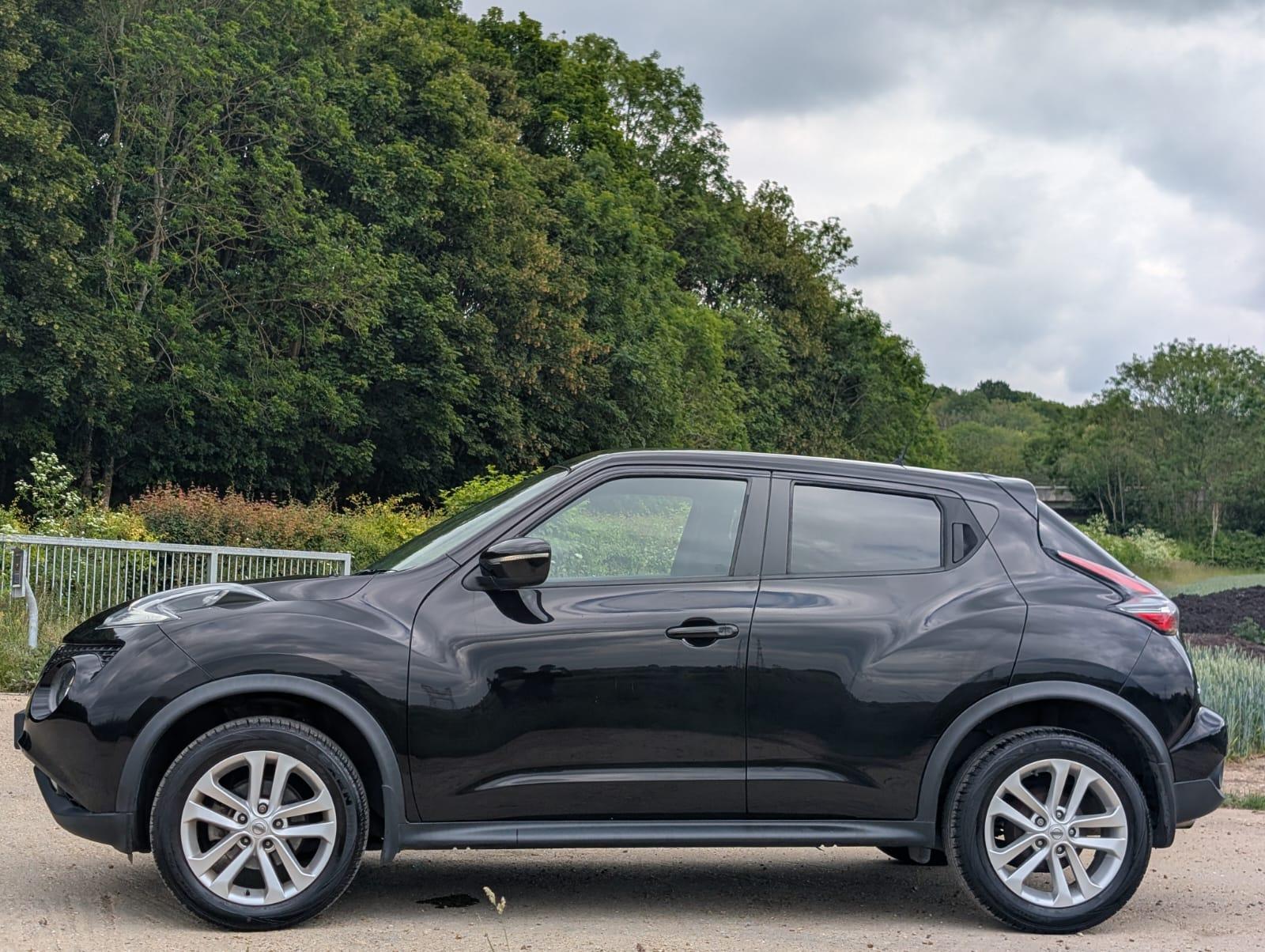 Nissan Juke 1.6 N-Connecta SUV 5dr Petrol XTRON Euro 6 (117 ps)