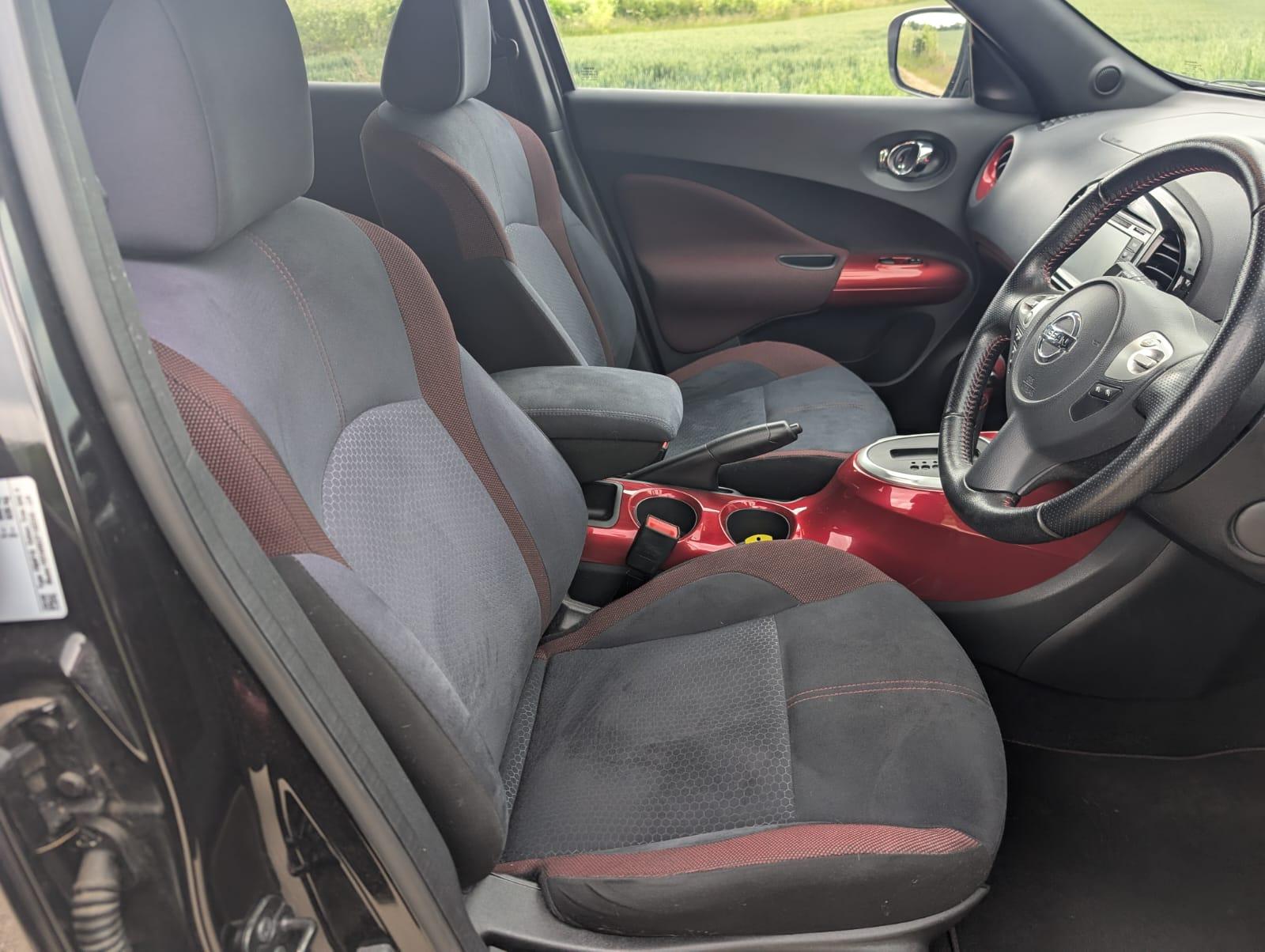 Nissan Juke 1.6 N-Connecta SUV 5dr Petrol XTRON Euro 6 (117 ps)