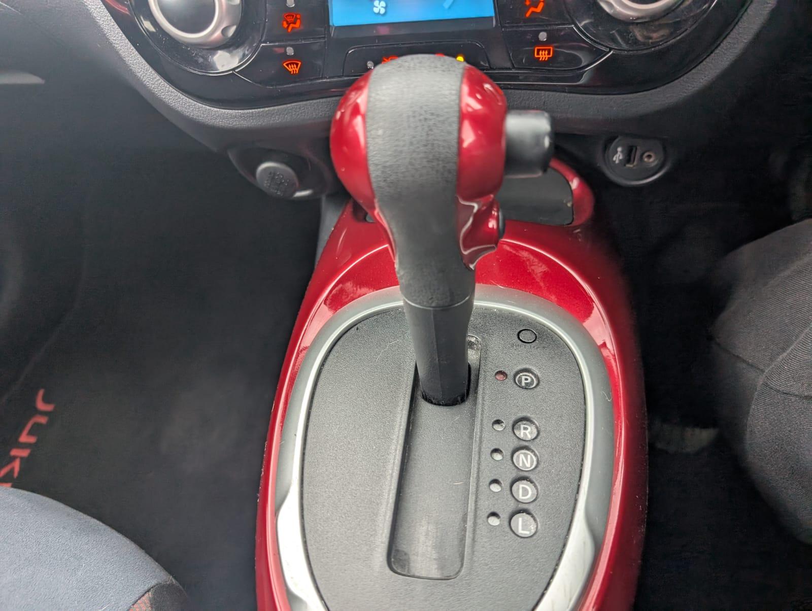 Nissan Juke 1.6 N-Connecta SUV 5dr Petrol XTRON Euro 6 (117 ps)