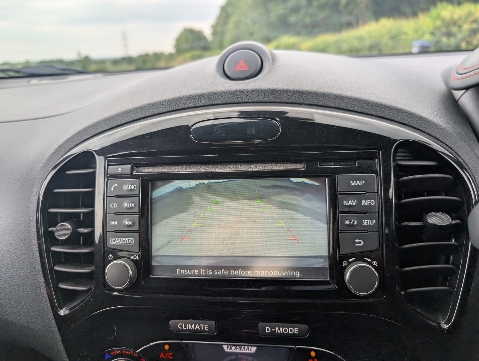 Nissan Juke 1.6 N-Connecta SUV 5dr Petrol XTRON Euro 6 (117 ps)