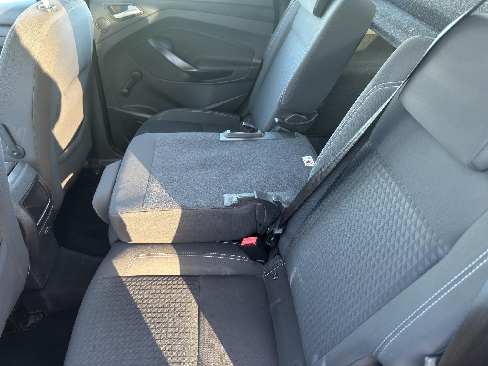 Ford C-Max 1.6 Ti-VCT Zetec MPV 5dr Petrol Manual Euro 6 (125 ps)