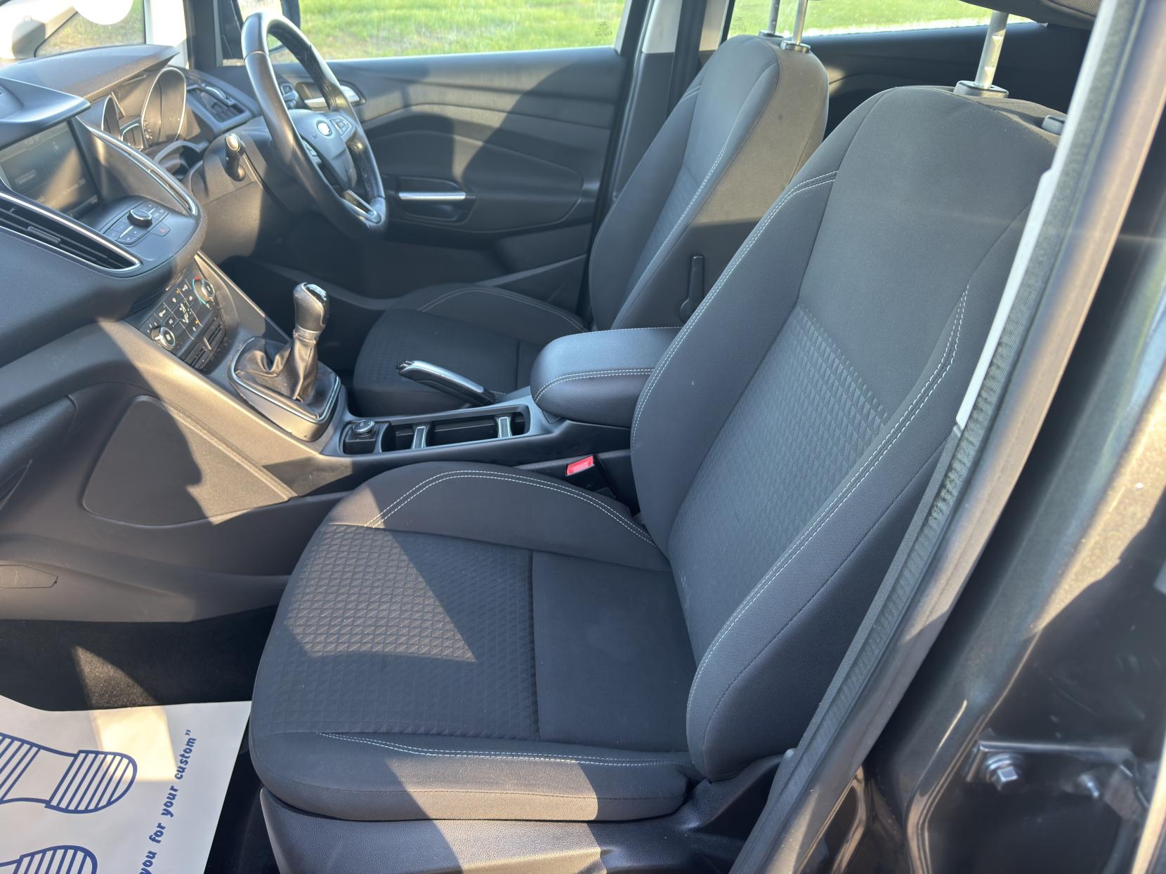 Ford C-Max 1.6 Ti-VCT Zetec MPV 5dr Petrol Manual Euro 6 (125 ps)