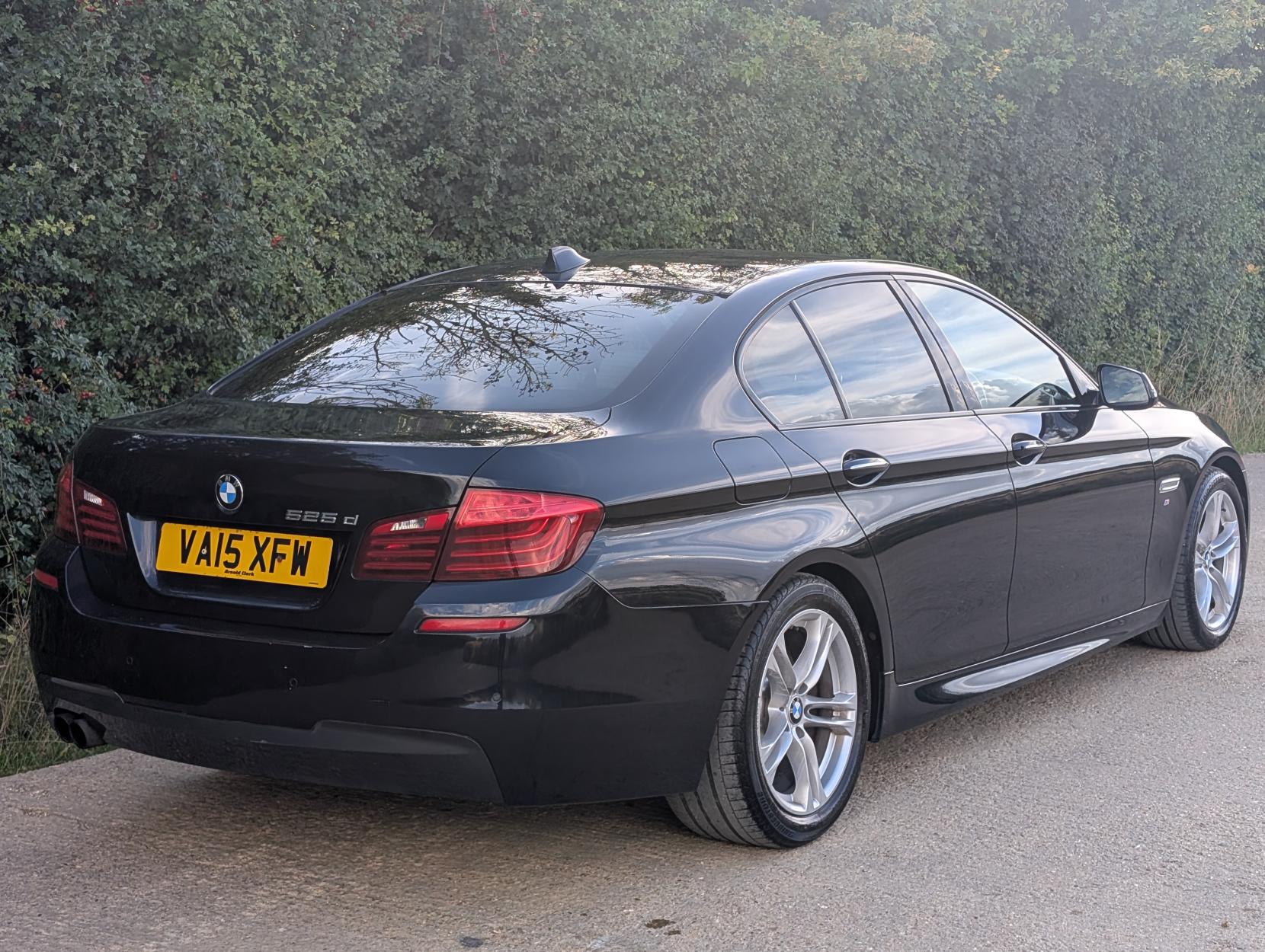 BMW 5 Series 2.0 525d M Sport Saloon 4dr Diesel Auto Euro 6 (s/s) (218 ps)