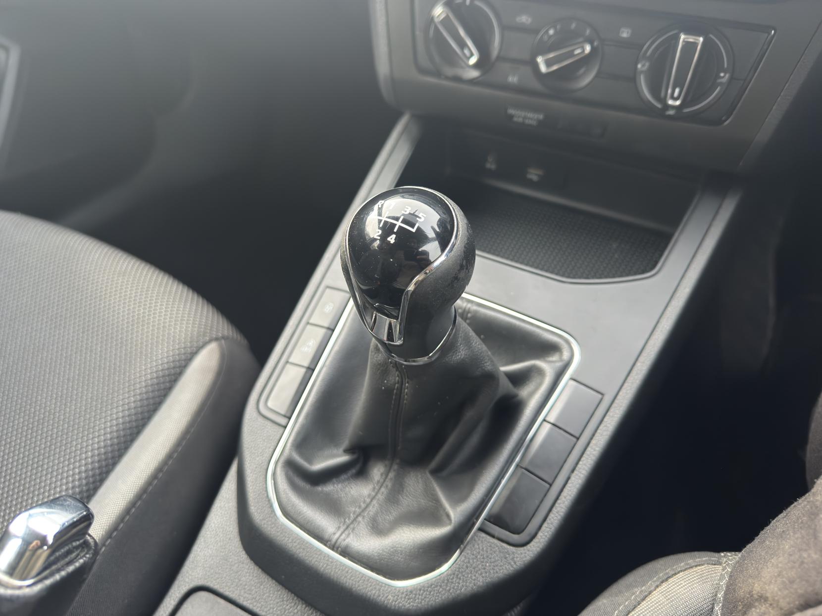 SEAT Ibiza 1.0 MPI SE Hatchback 5dr Petrol Manual Euro 6 (s/s) (75 ps)