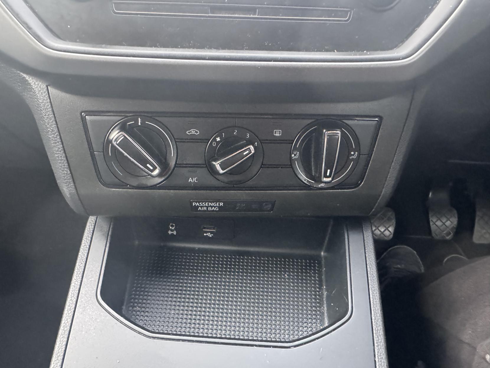 SEAT Ibiza 1.0 MPI SE Hatchback 5dr Petrol Manual Euro 6 (s/s) (75 ps)